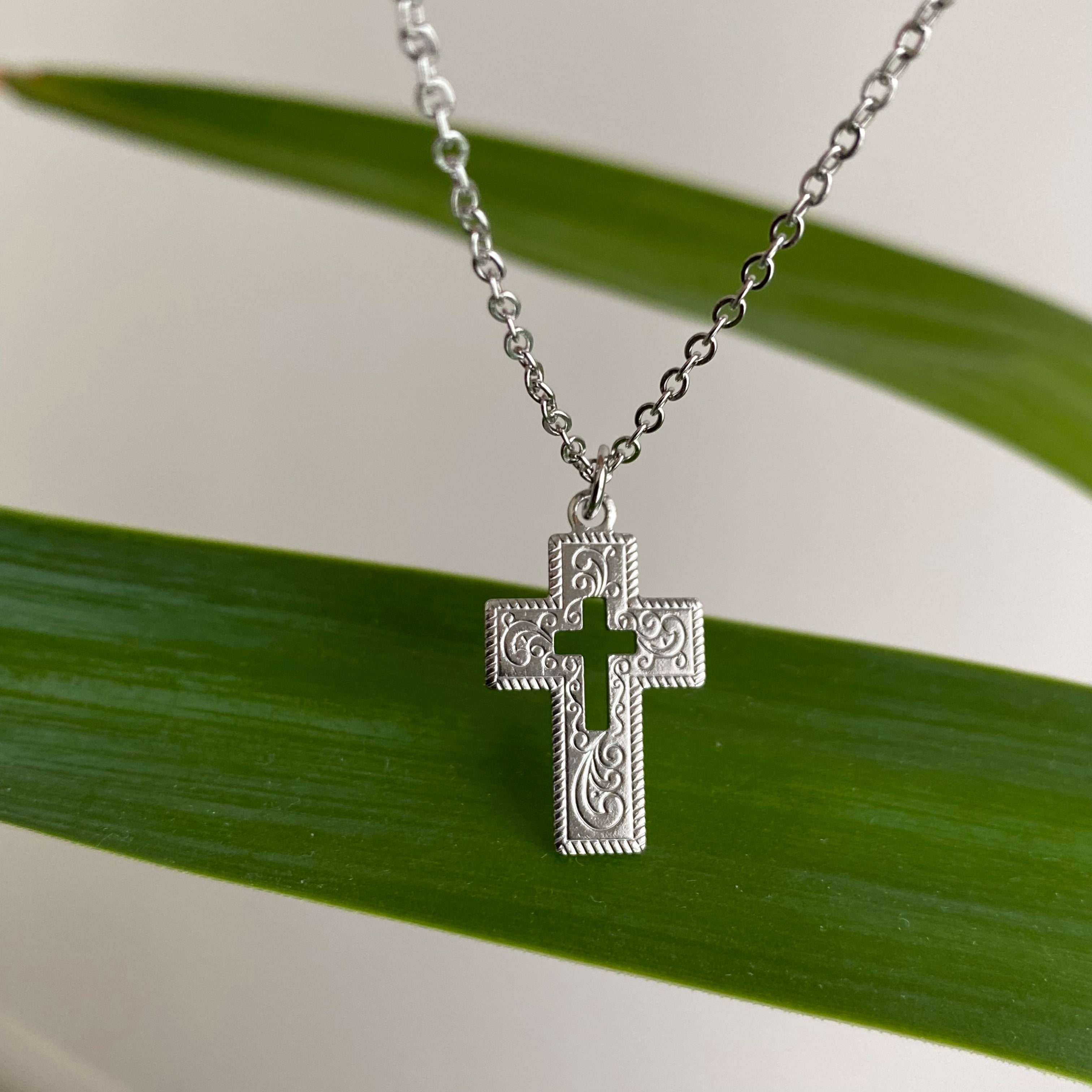 Silver Classic Cross Pendant Necklace