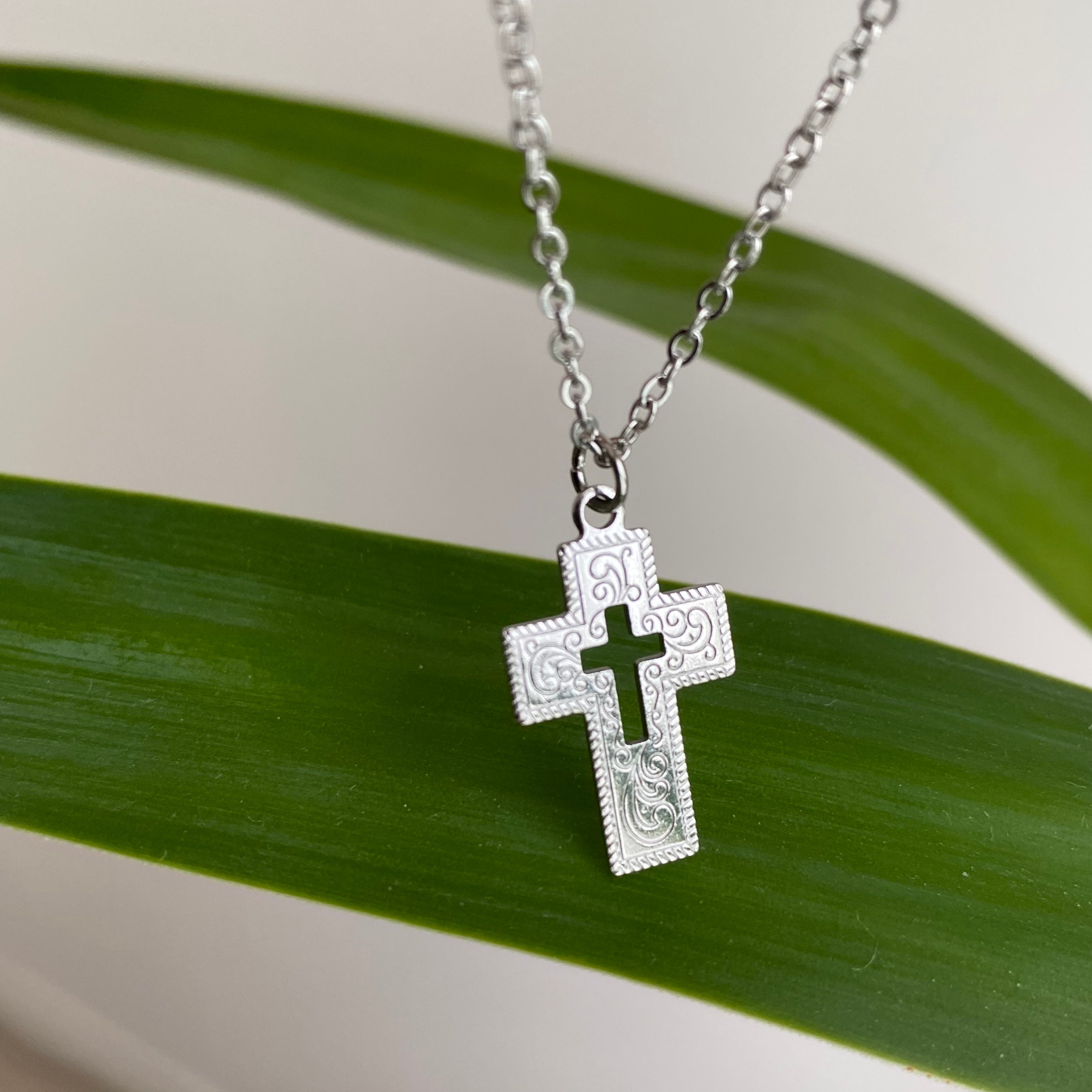 Silver Classic Cross Pendant Necklace