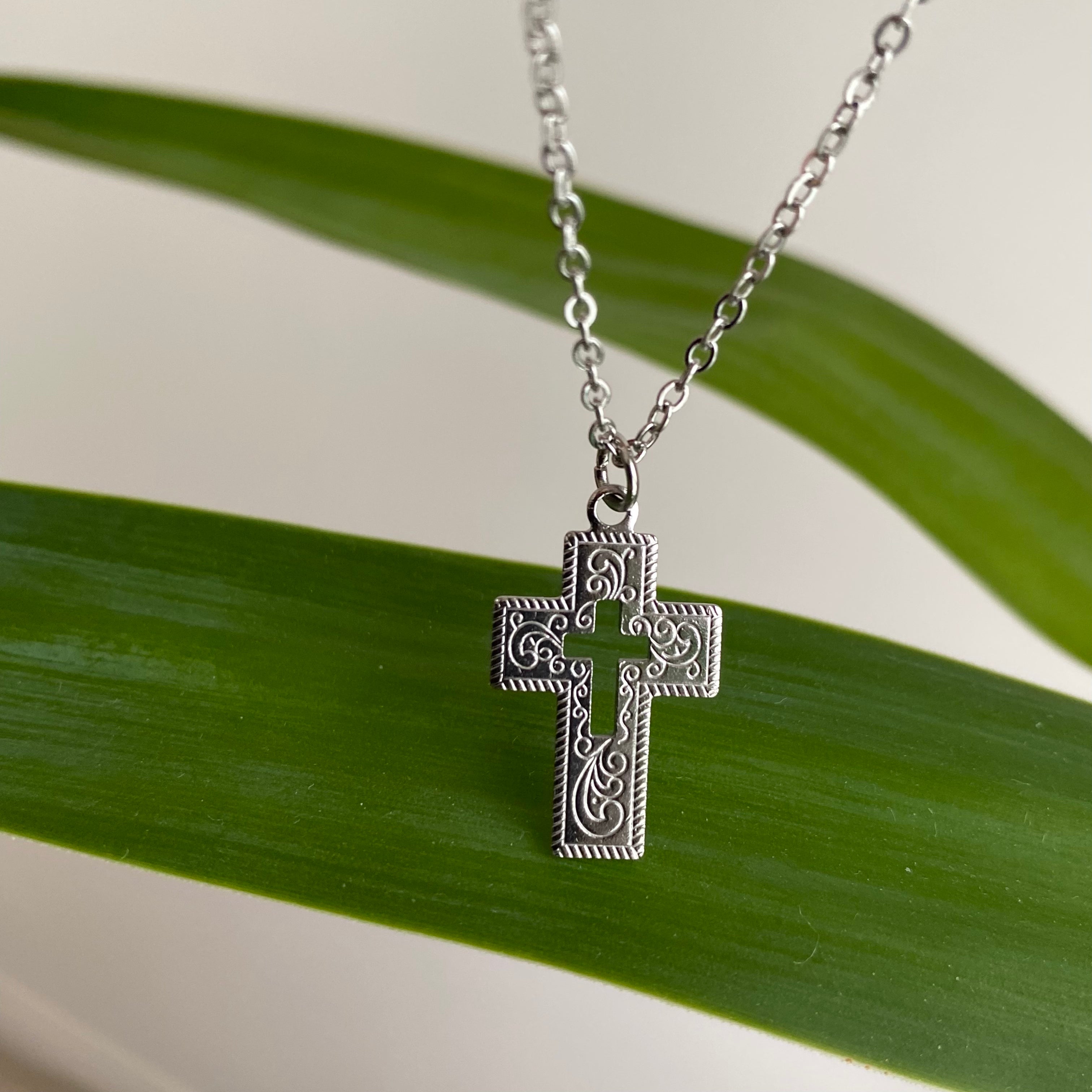 Silver Classic Cross Pendant Necklace