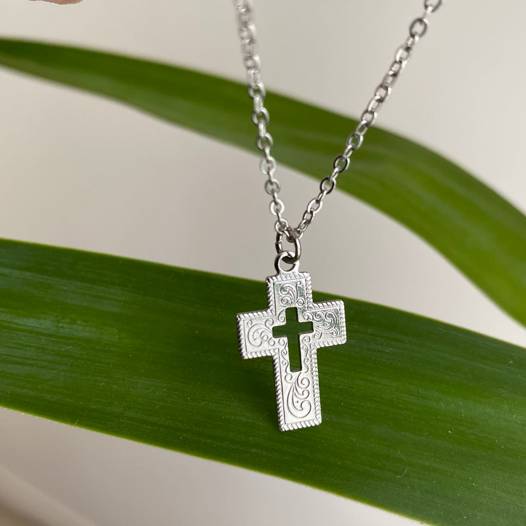 Silver Classic Cross Pendant Necklace