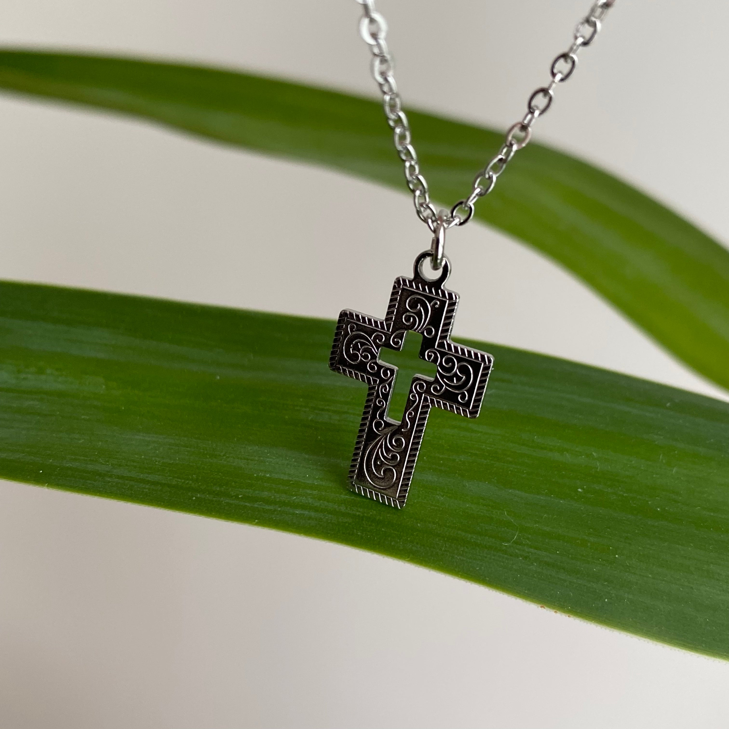 Silver Classic Cross Pendant Necklace