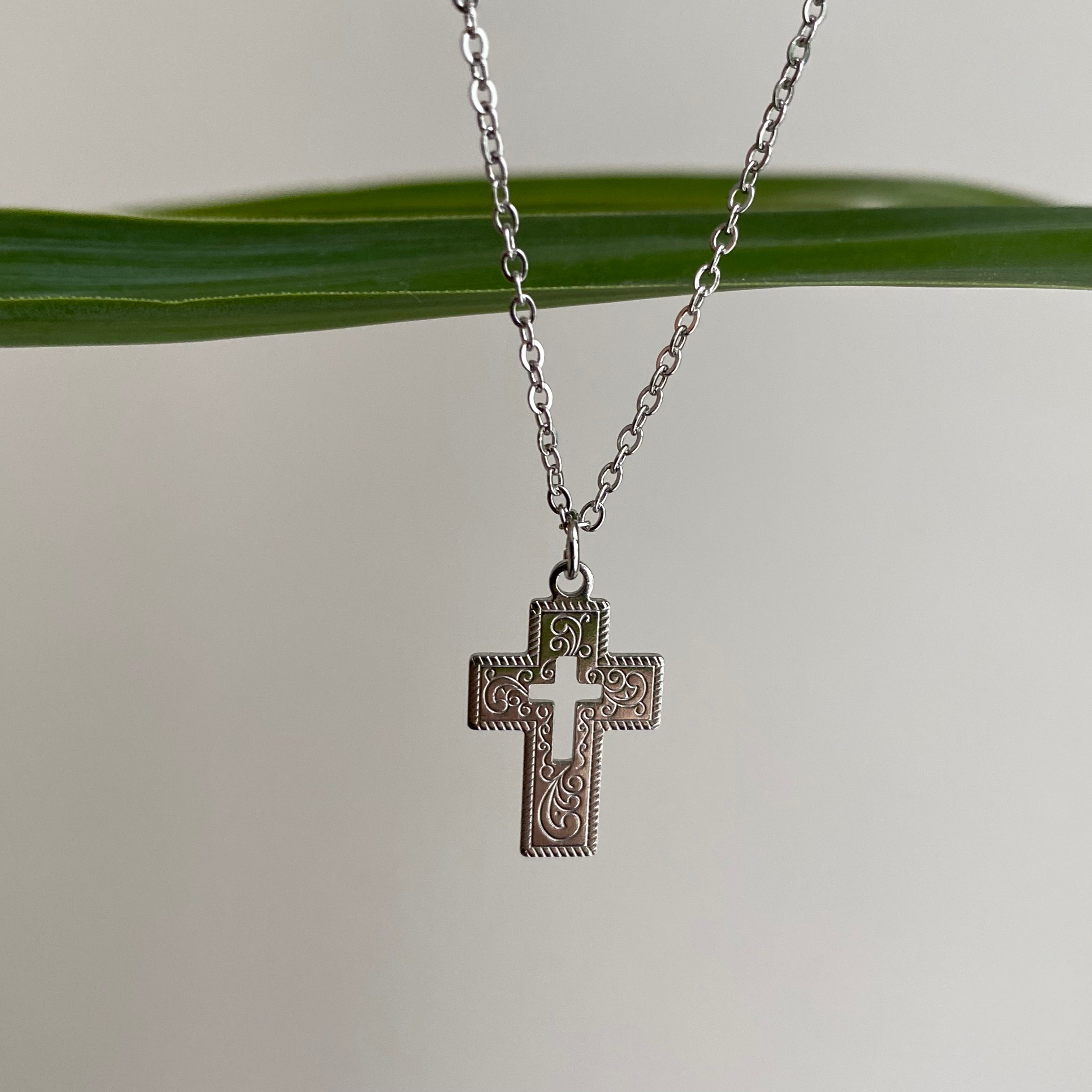 Silver Classic Cross Pendant Necklace