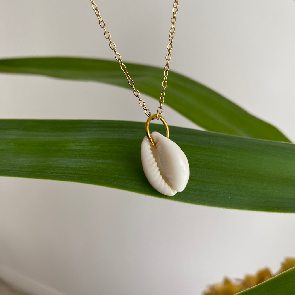 White Puka Shell Pendant Necklace