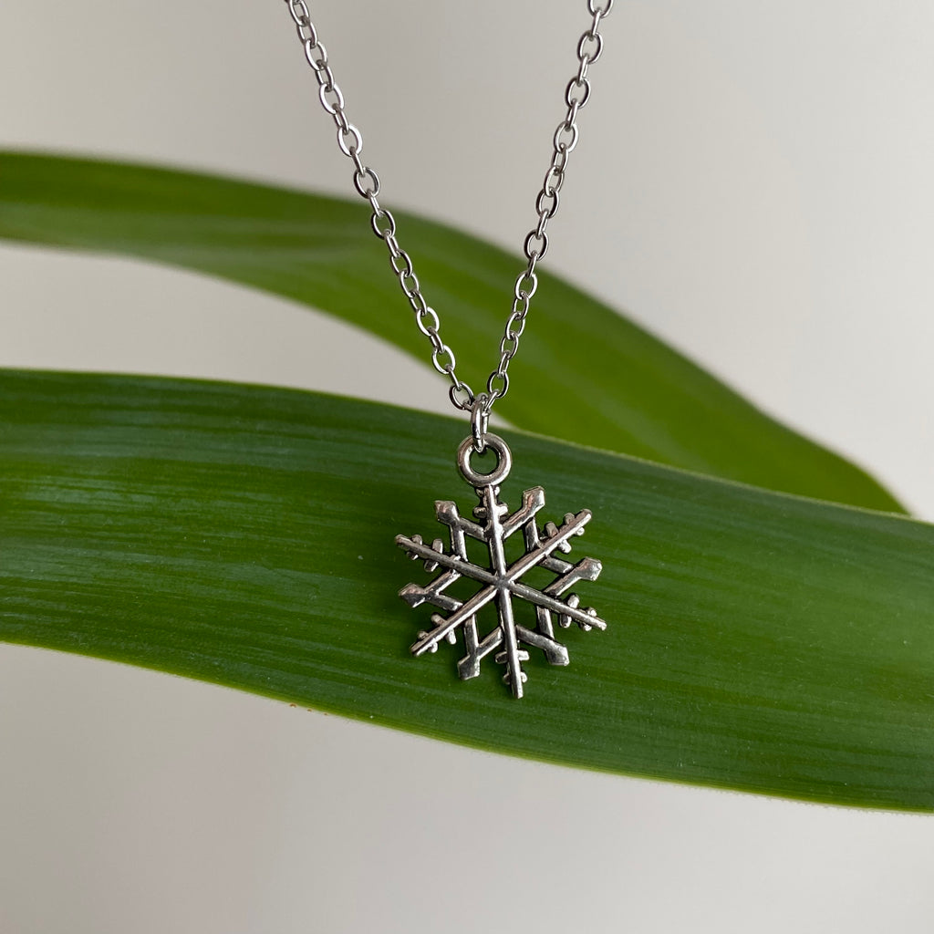 Silver Snowflake Pendant Necklace (Large Size)