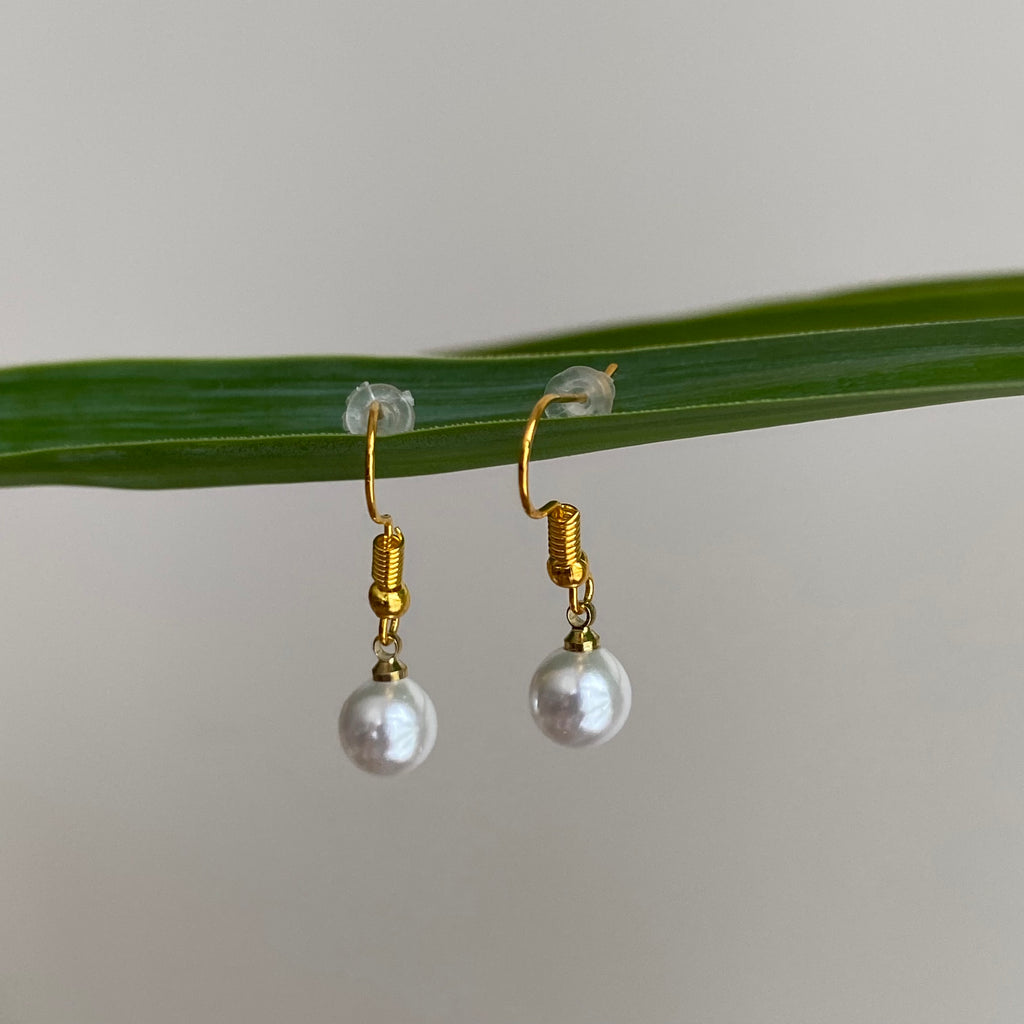 Pearl Dangle Earrings