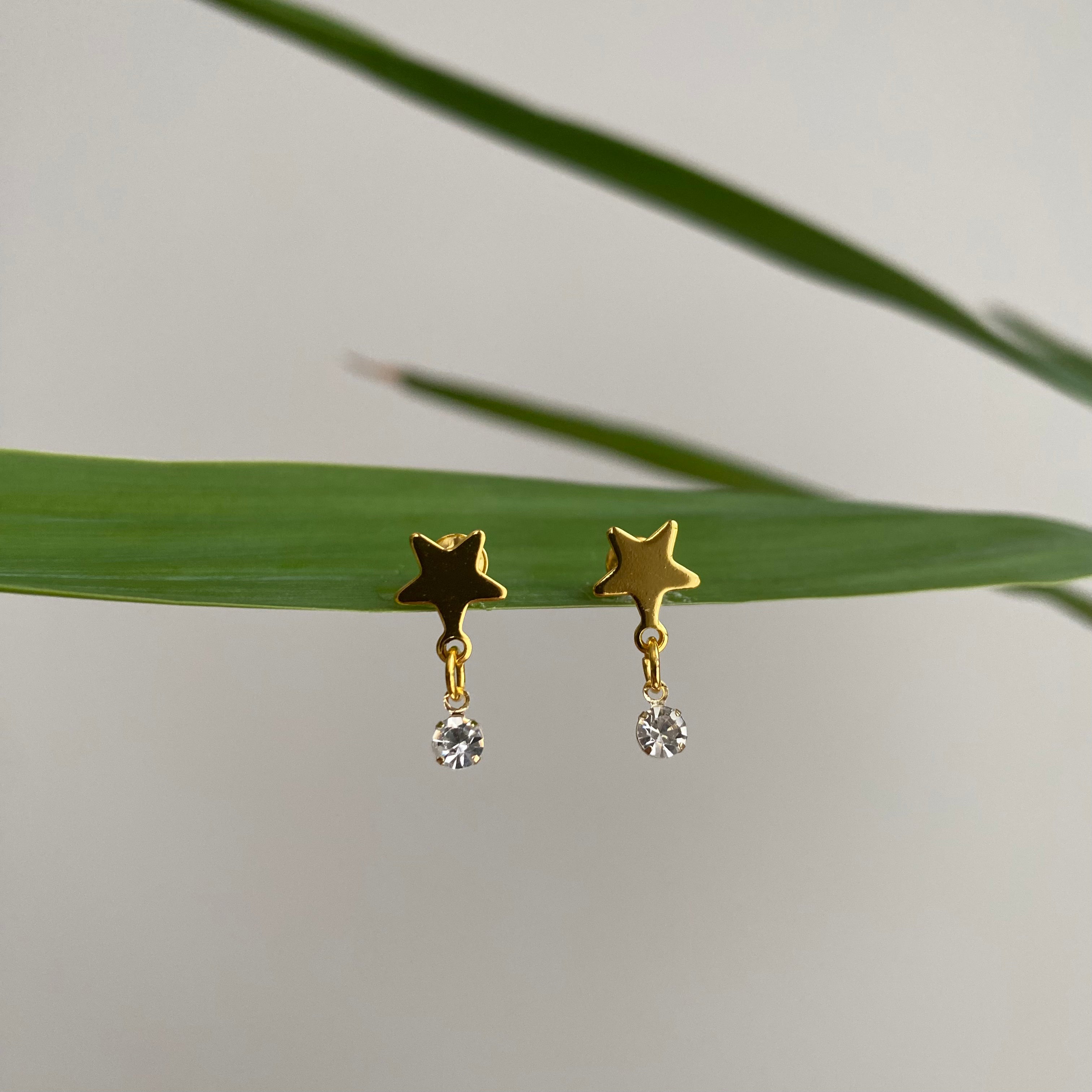 Gold Star Studs with Dangle Diamonds Earrings
