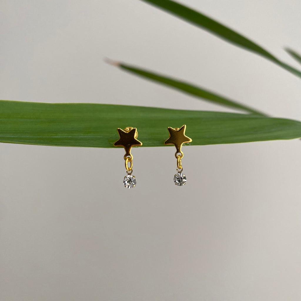 Gold Star Studs with Dangle Diamonds Earrings