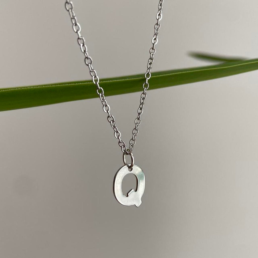 Silver Letter Q Initial Pendant Chain Necklace