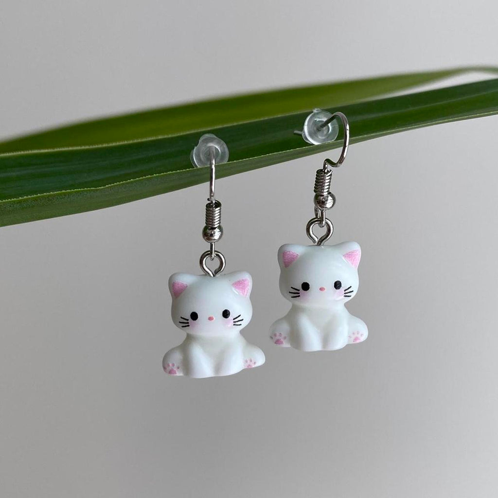 Cute White Kitten Dangle Earrings With Silver - Image 3