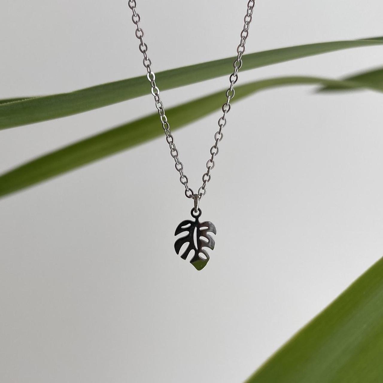 Silver Tropical Palm Tree Leaf Pendant Chain - Image 2