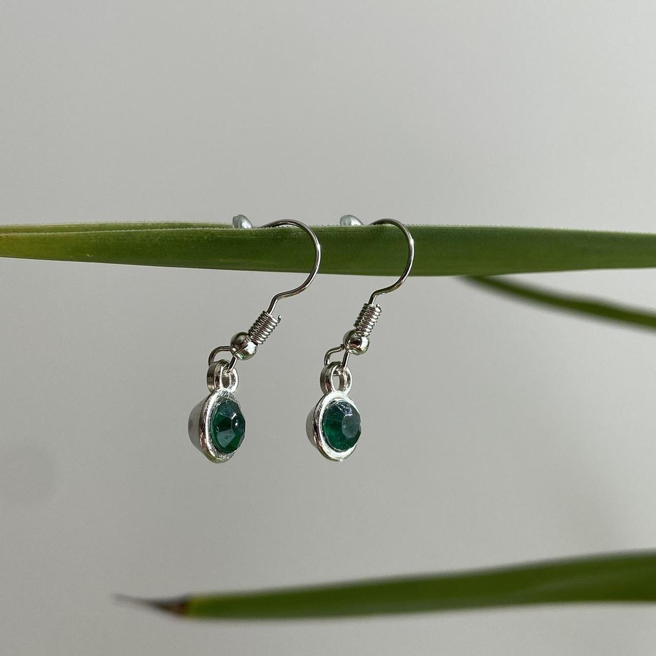 Emerald Green Gem Dangle Earrings Silver Accents - Image 6