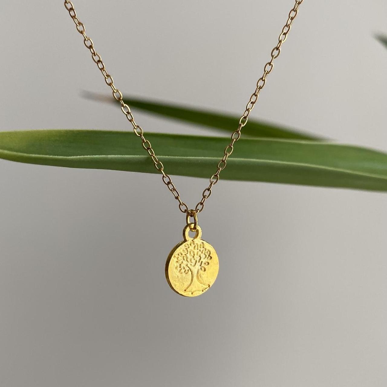Gold Family Tree Of Life Circle Pendant Chain - Image 3