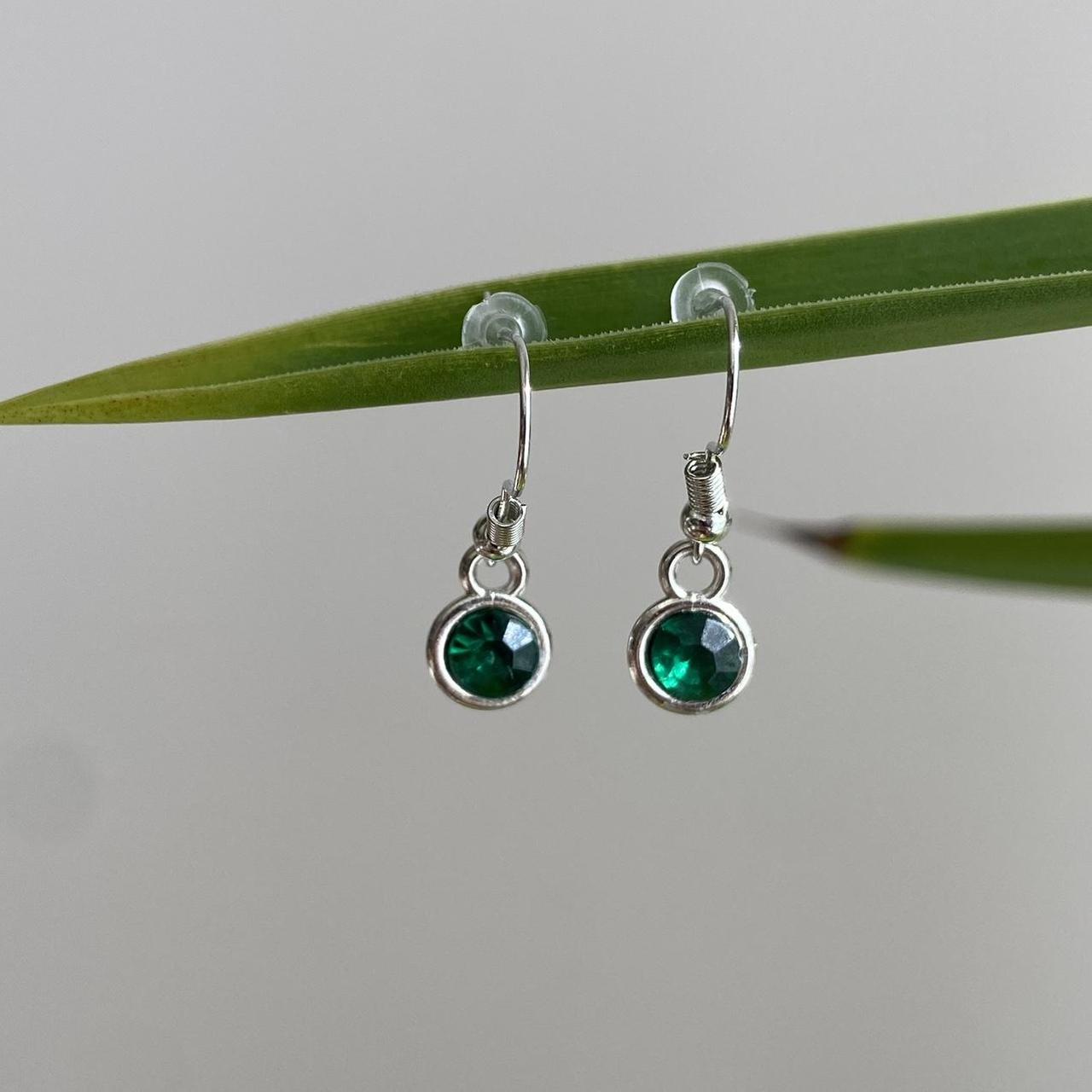 Emerald Green Gem Dangle Earrings Silver Accents - Image 3