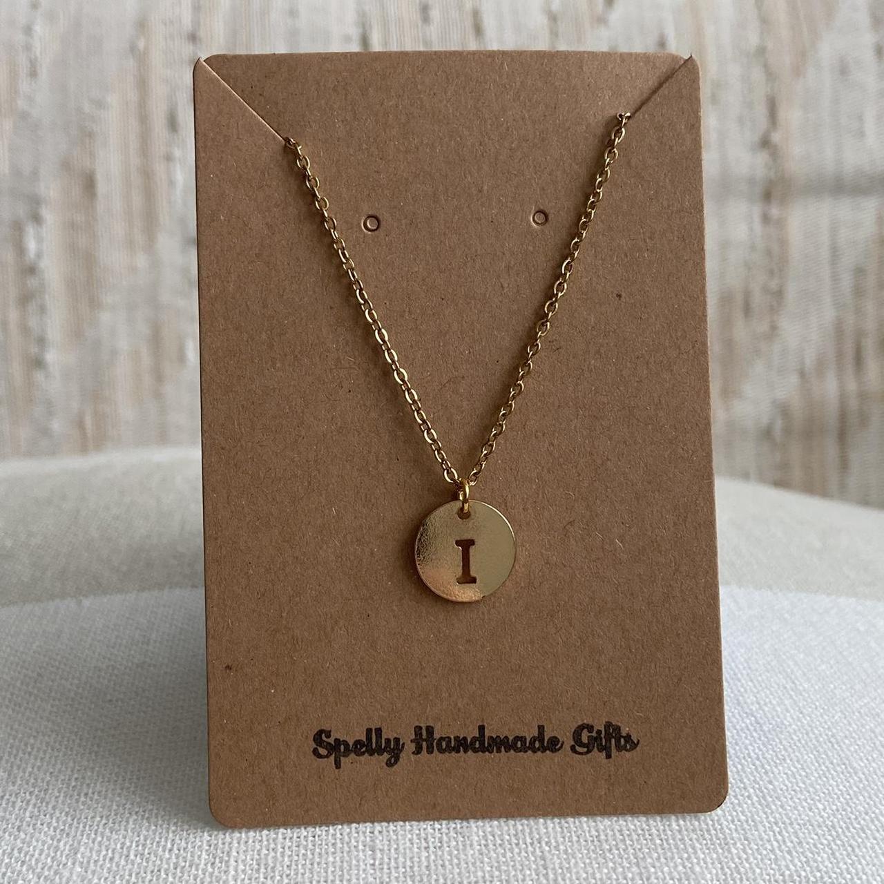 Circle Stamped Gold Letter I Initial Pendant Chain - Image 4