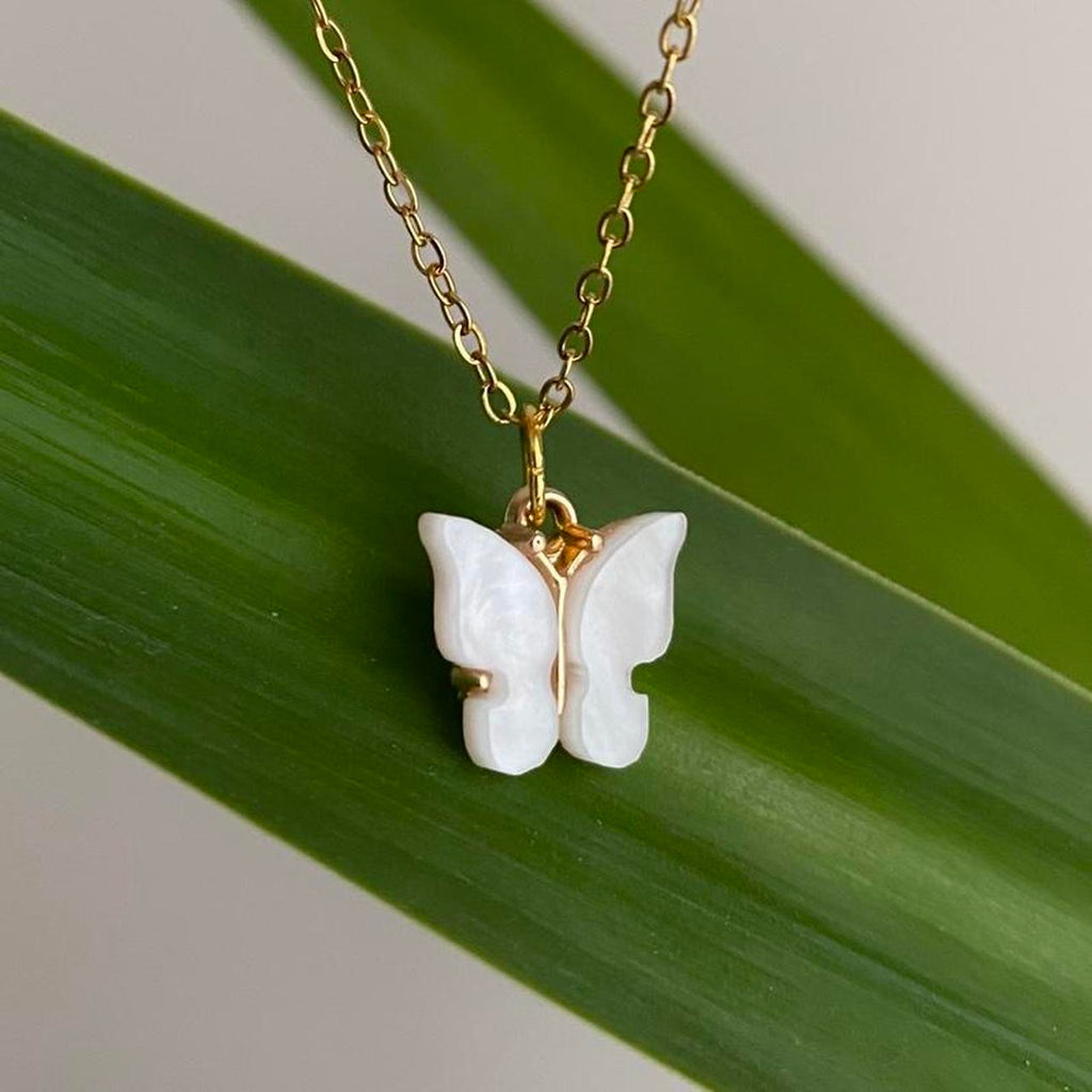 White Butterfly Pendant Chain Necklace With Gold