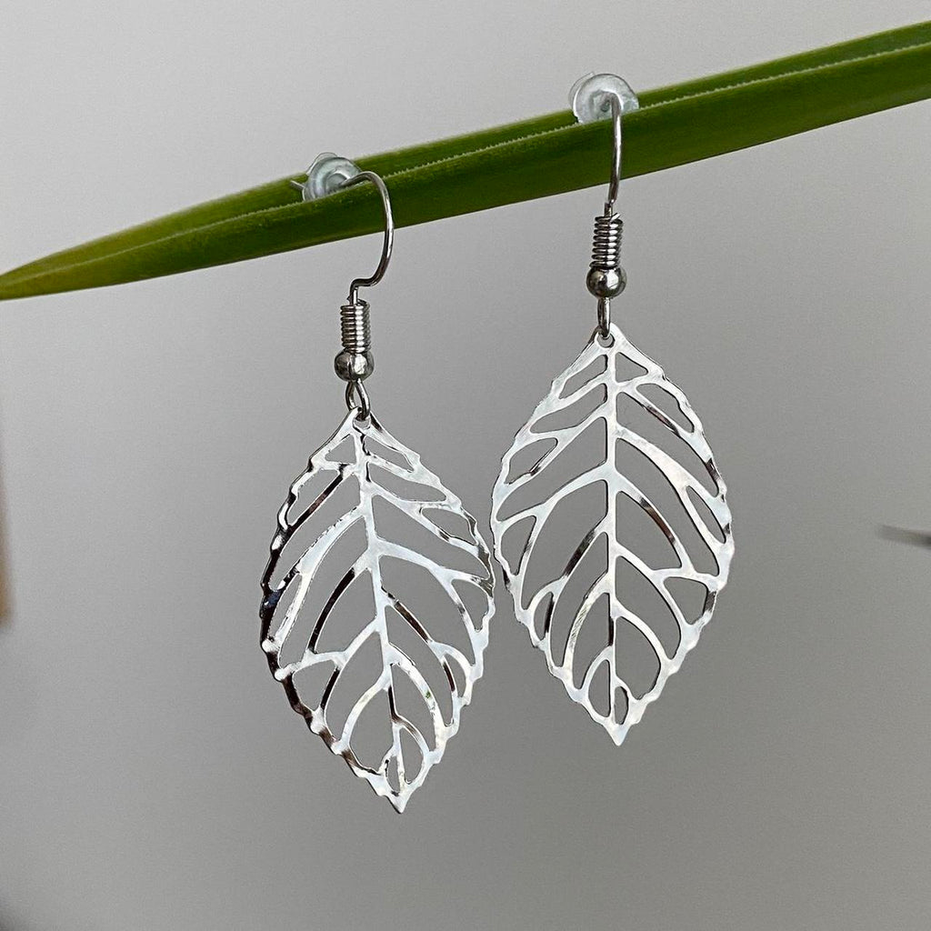 Medium Silver Leaf Dangle Earrings 3 Sizes - Image 3