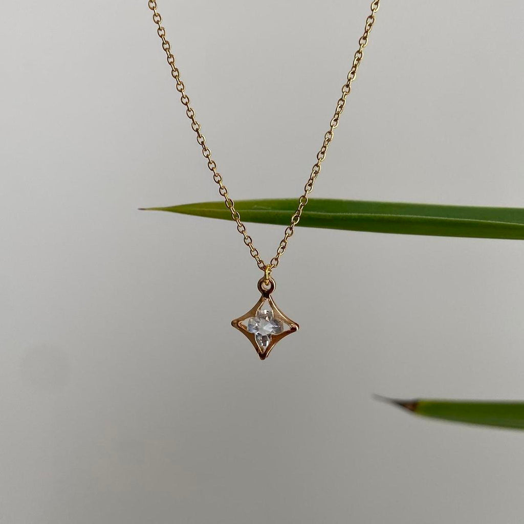 Diamond Gold Pendant Chain Necklace 18 Karat Gold - Image 8