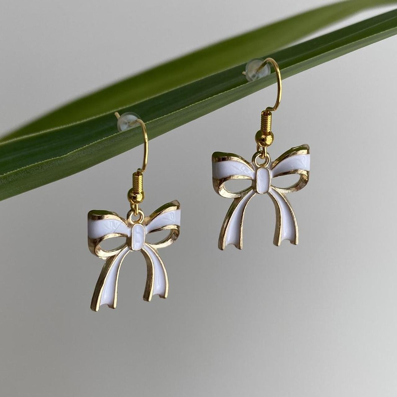 White Ribbon Bow Dangle Earrings With Gold
