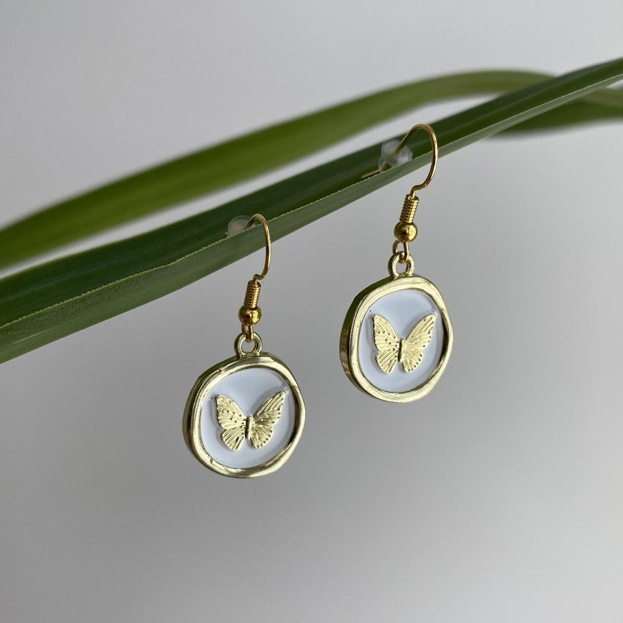 White And Gold Stamped Wax Seal Style Butterfly - Image 4