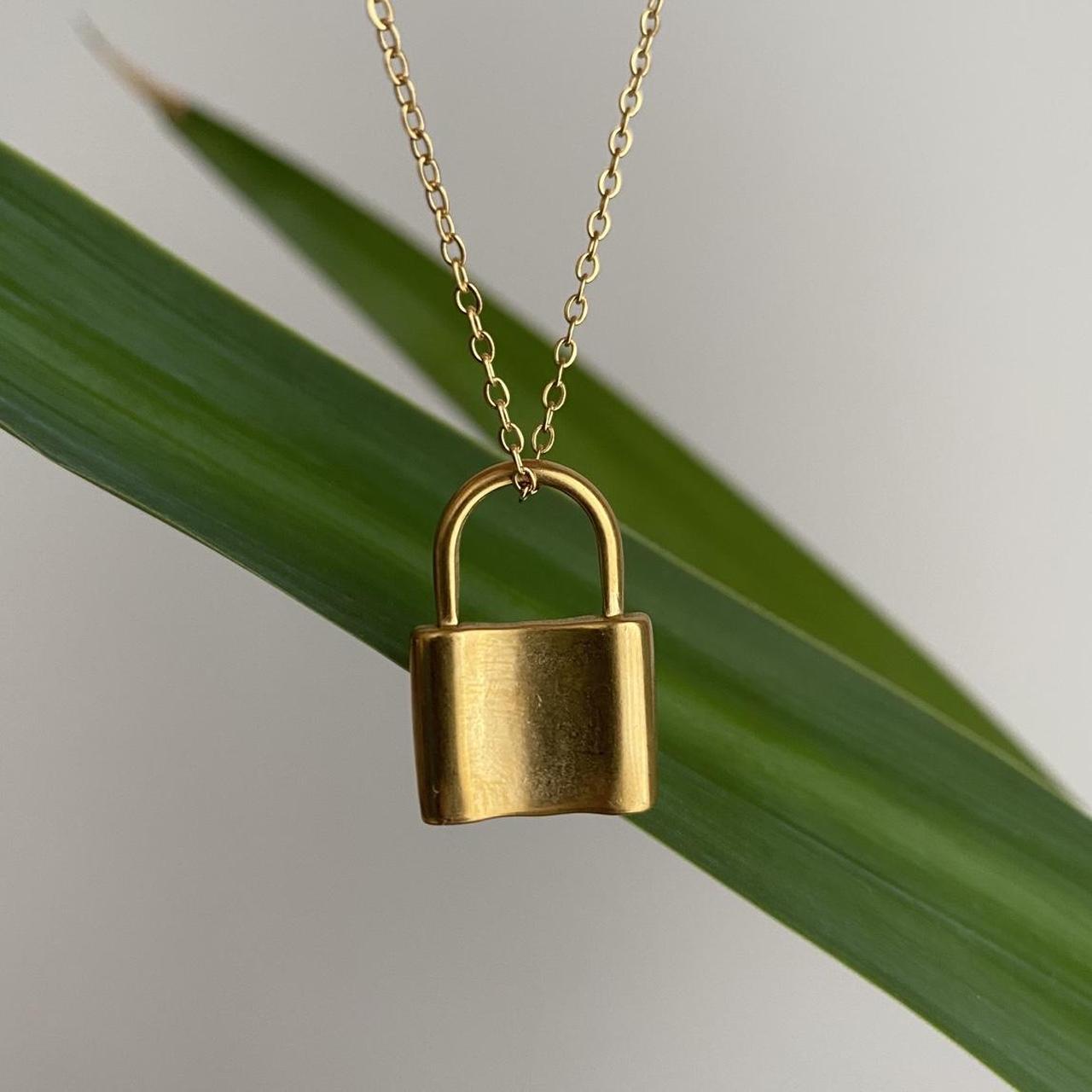 Gold Padlock Pendant Chain Necklace 18 Karat Gold - Image 6