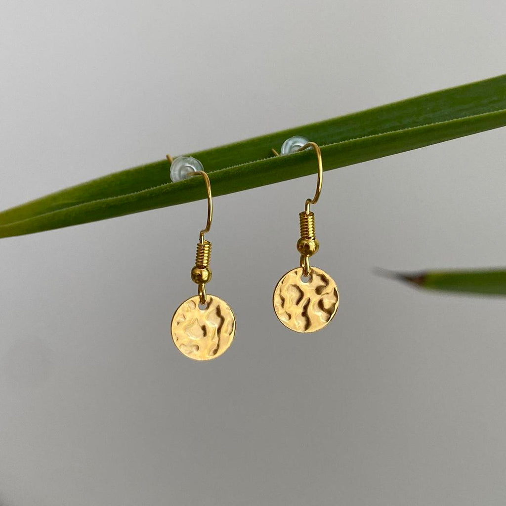 Medium Hammered Gold Circle Dangle Earrings 100 - Image 5