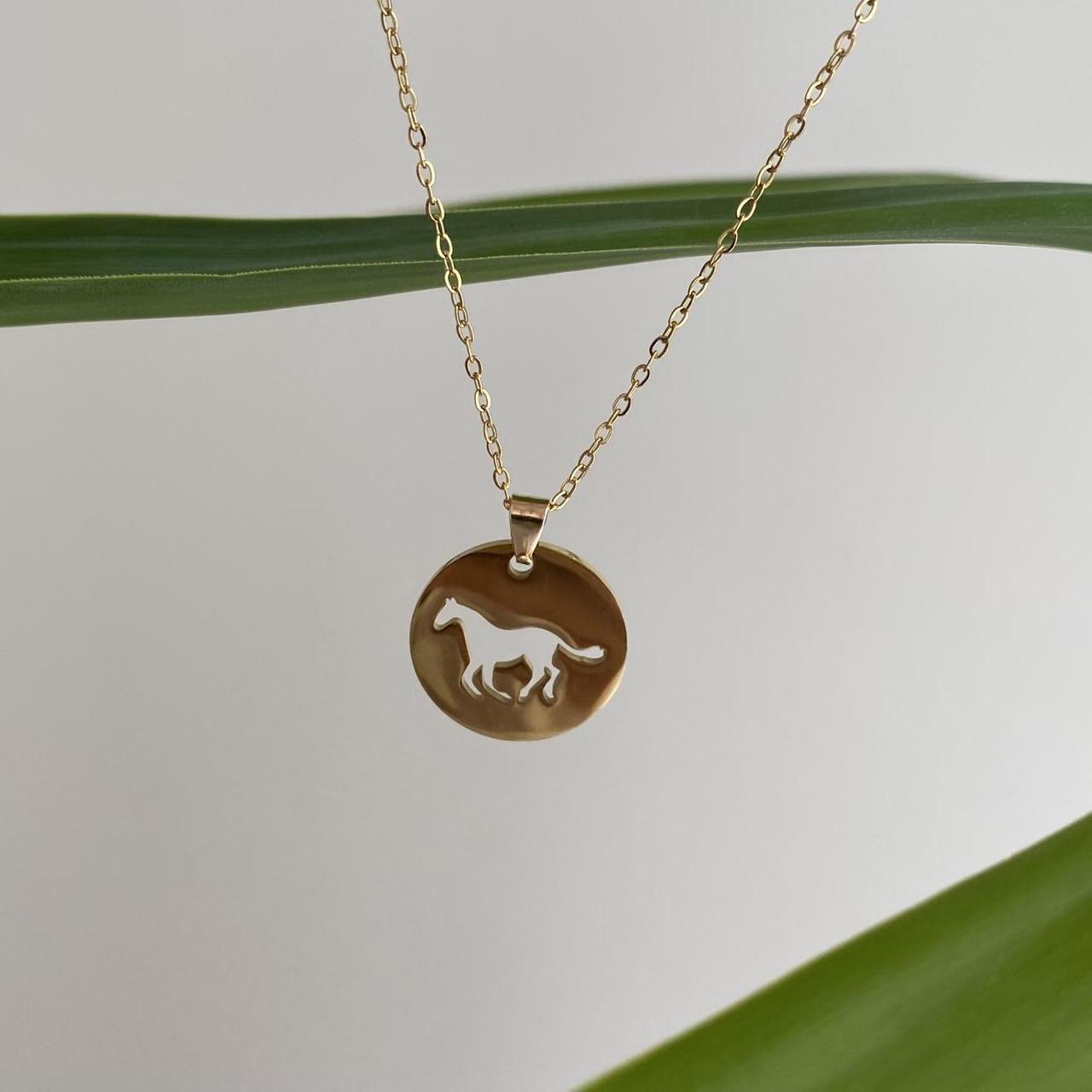Gold Circle Cutout Horse Pendant Chain Necklace - Image 4