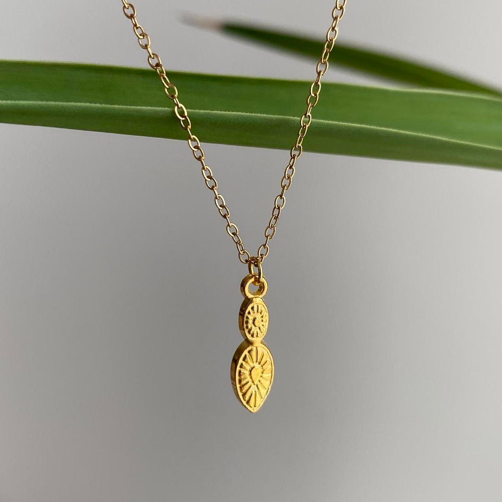Gold Elegant Double Oval Pendant Chain Necklace - Image 3