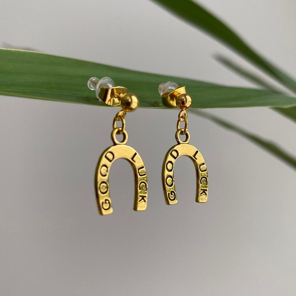 Western Good Luck Horse Shoe Gold Dangle Stud - Image 4