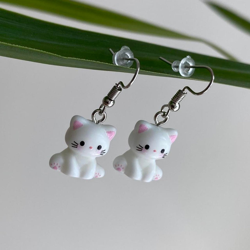 Cute White Kitten Dangle Earrings With Silver - Image 4
