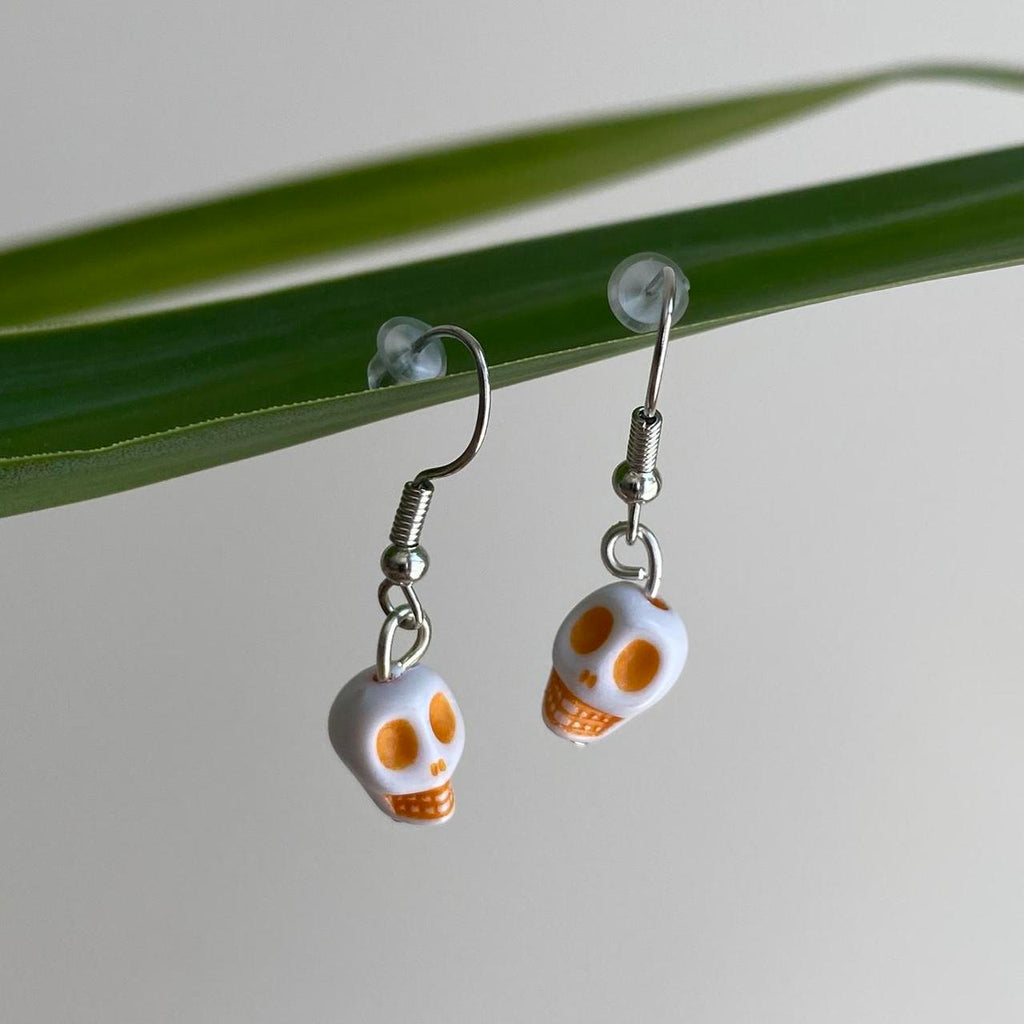 Cinco De Mayo White And Orange Skull Dangle Earrings - Image 3