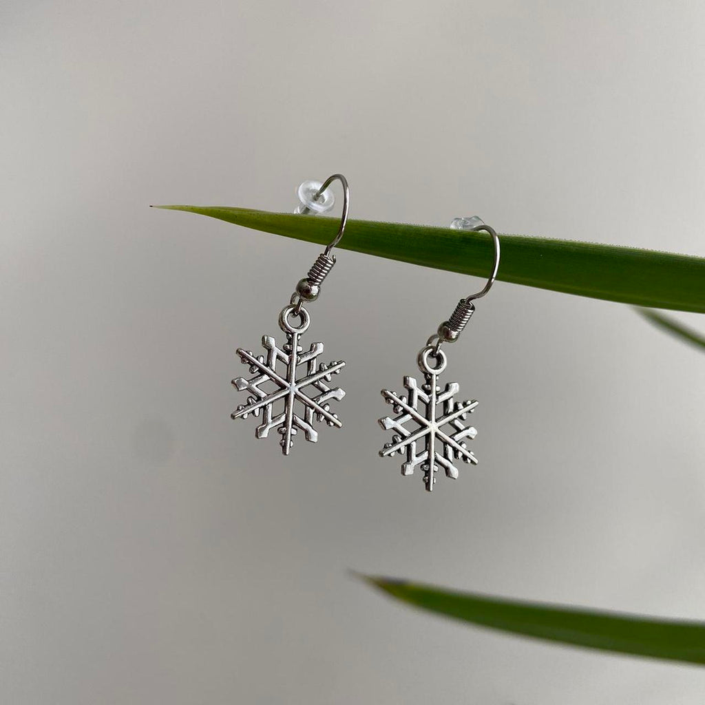 Large Silver Snowflake Dangle Earrings Also - Image 4