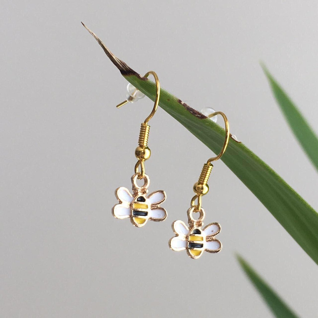 Bumble Bee Dangle Drop Earrings Matching Necklace - Image 2