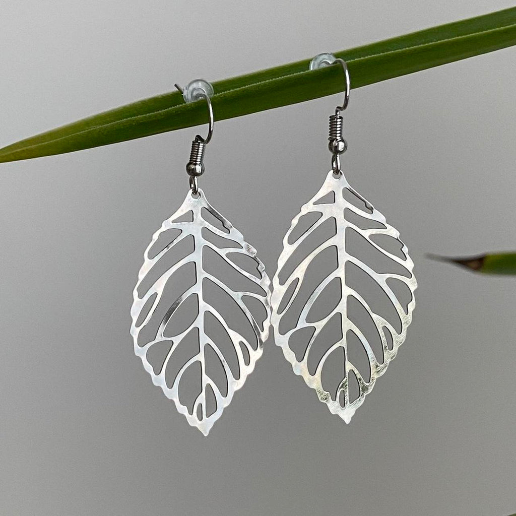 Large Silver Leaf Dangle Earrings 3 Sizes - Image 4