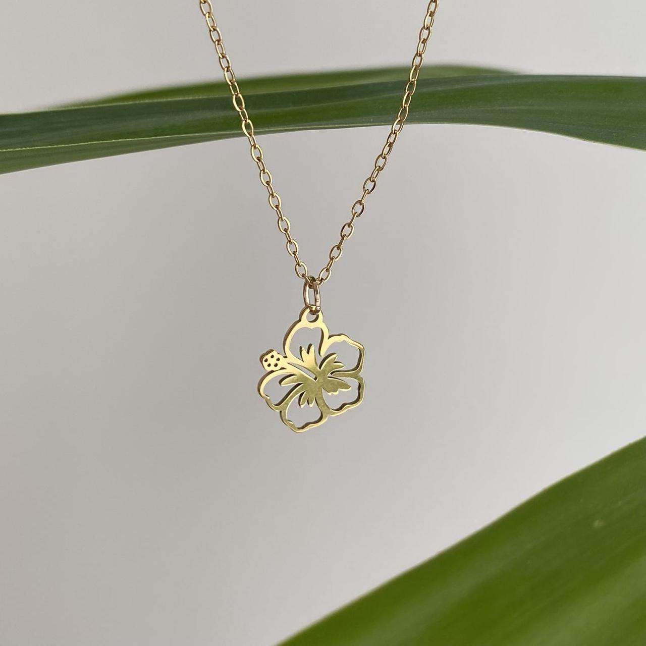 Tropical Gold Hibiscus Flower Pendant Chain - Image 3
