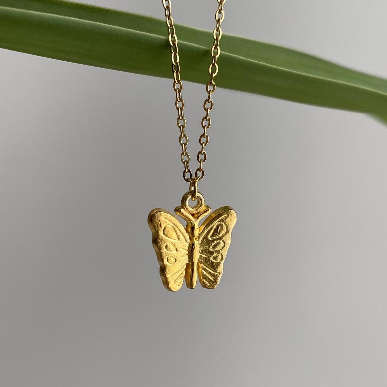 Butterfly Gold Pendant Chain Necklace 18 Karat - Image 3