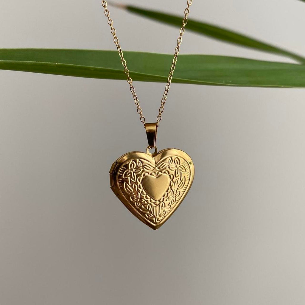 Large Size Heart Locket Pendant Chain Necklace See - Image 3