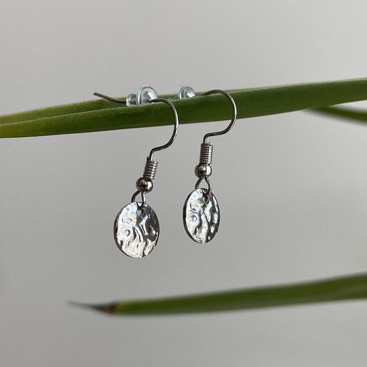 Medium Hammered Silver Circle Dangle Earrings - Image 3