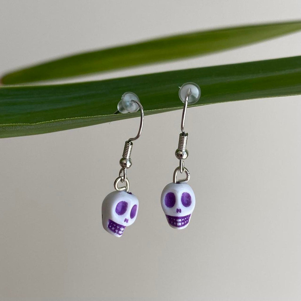 Cinco De Mayo White And Purple Skull Dangle Earrings - Image 4