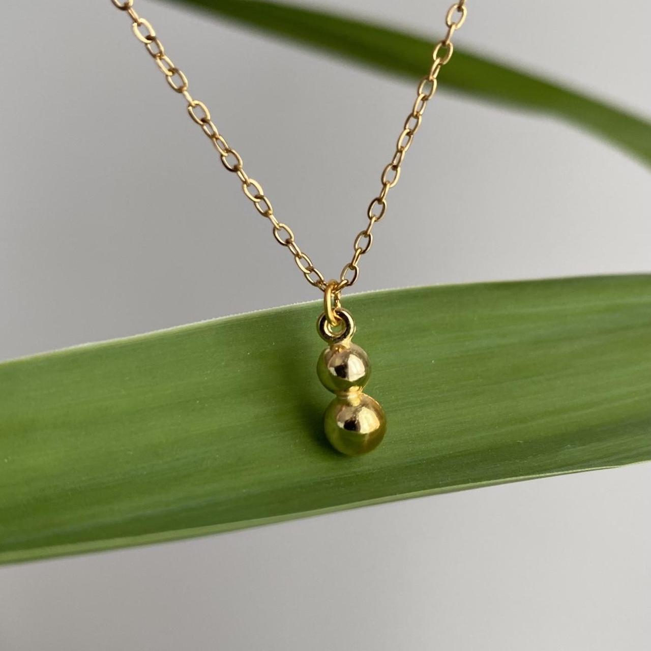 Elegant Gold Double Bulb Pendant Chain Necklace