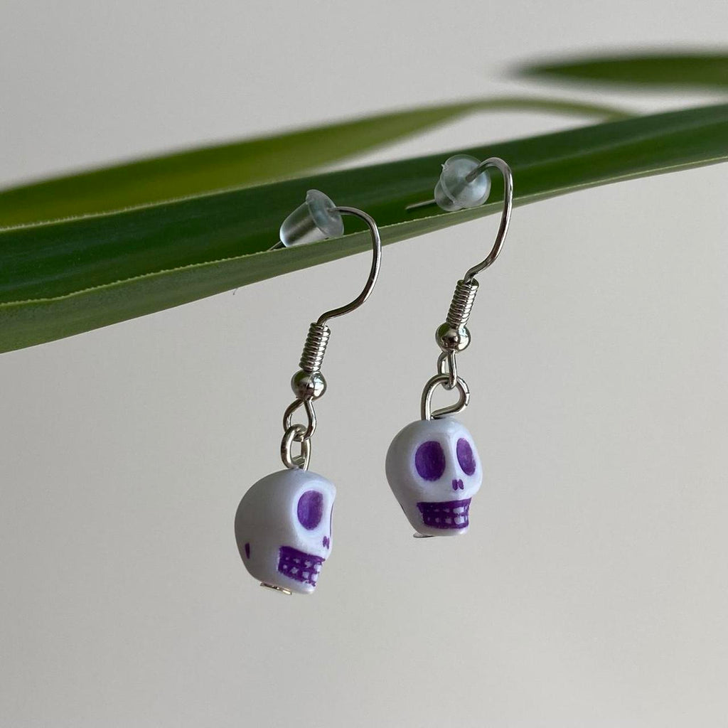 Cinco De Mayo White And Purple Skull Dangle Earrings - Image 2