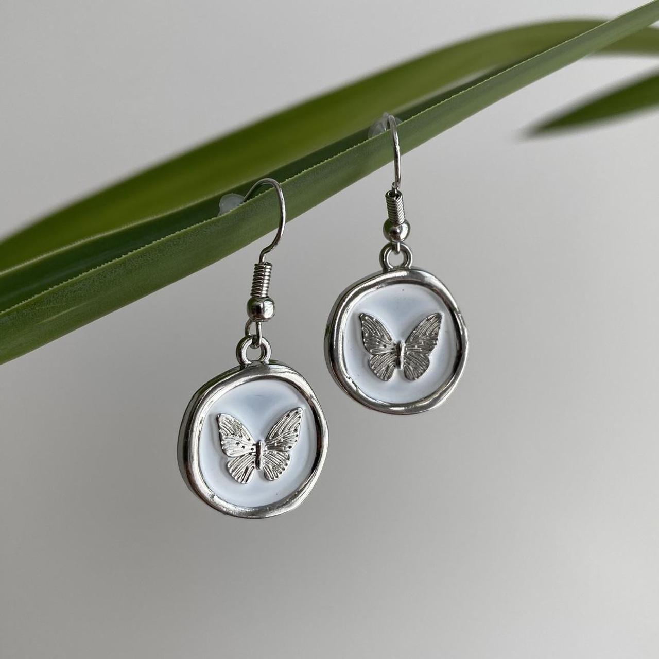 White And Silver Stamped Wax Seal Style Butterfly - Image 5