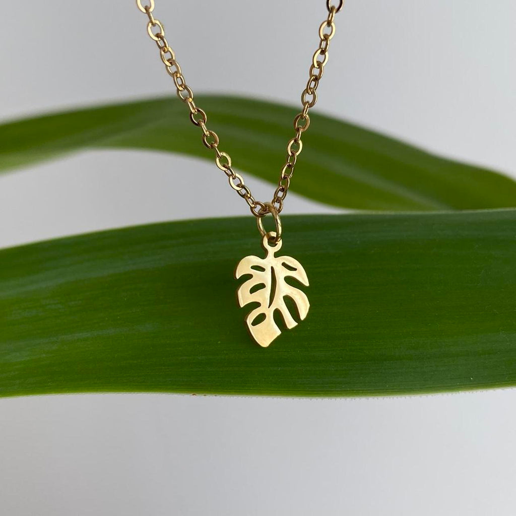 Gold Tropical Palm Tree Leaf Pendant Chain Necklace - Image 2
