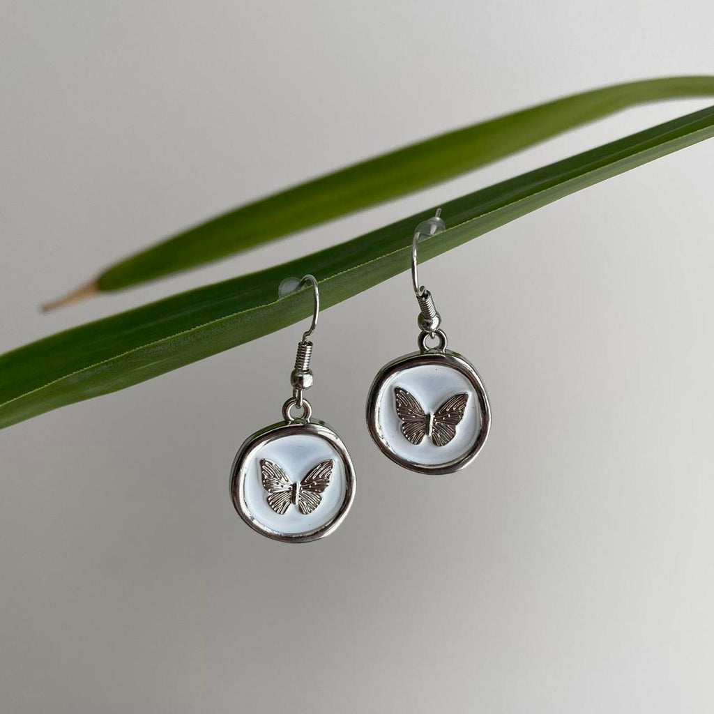 White And Silver Stamped Wax Seal Style Butterfly - Image 4