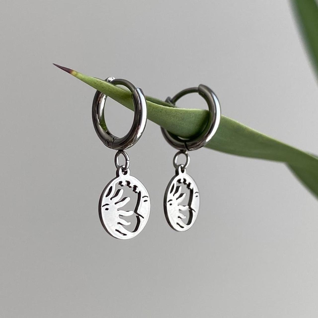 Petite Size Silver Sun And Moon Hoop Earrings 100 - Image 3