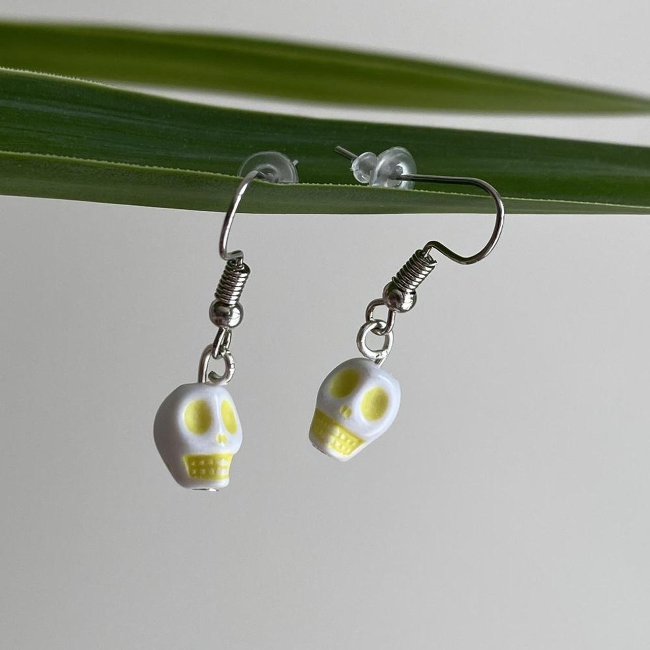 Cinco De Mayo White And Yellow Skull Dangle Earrings - Image 3