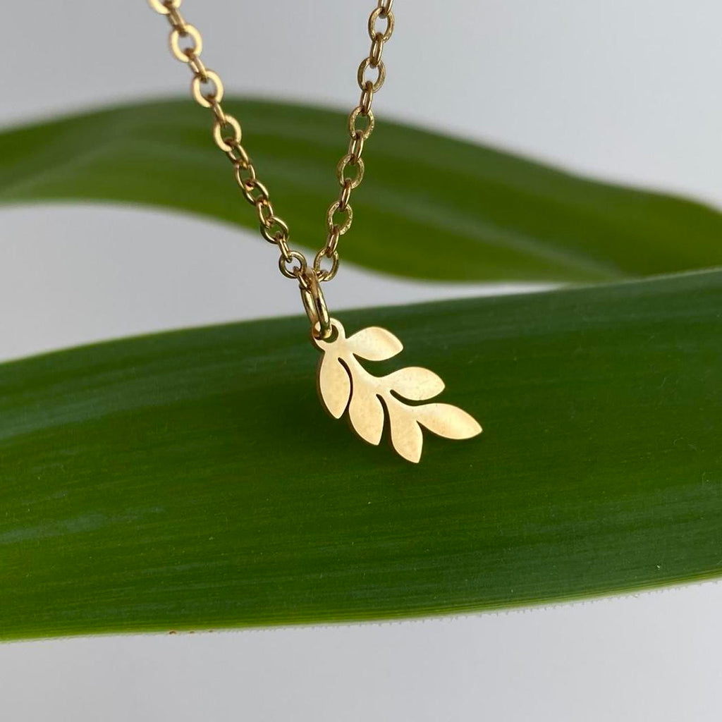Gold Laureate Bay Leaf Pendant Chain Necklace Also - Image 3