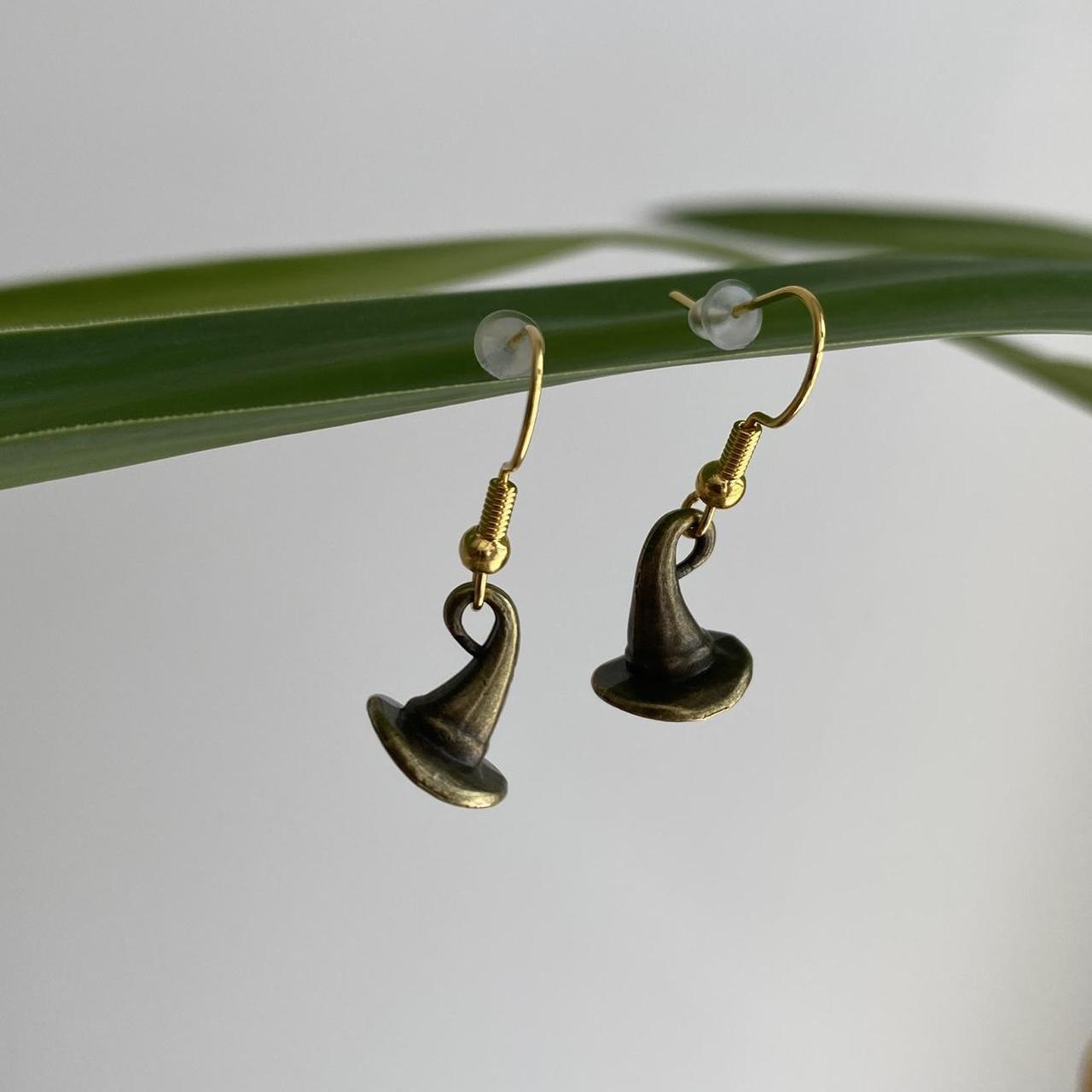 Witch Hat Dangle Earrings With Gold Accents Hand - Image 3