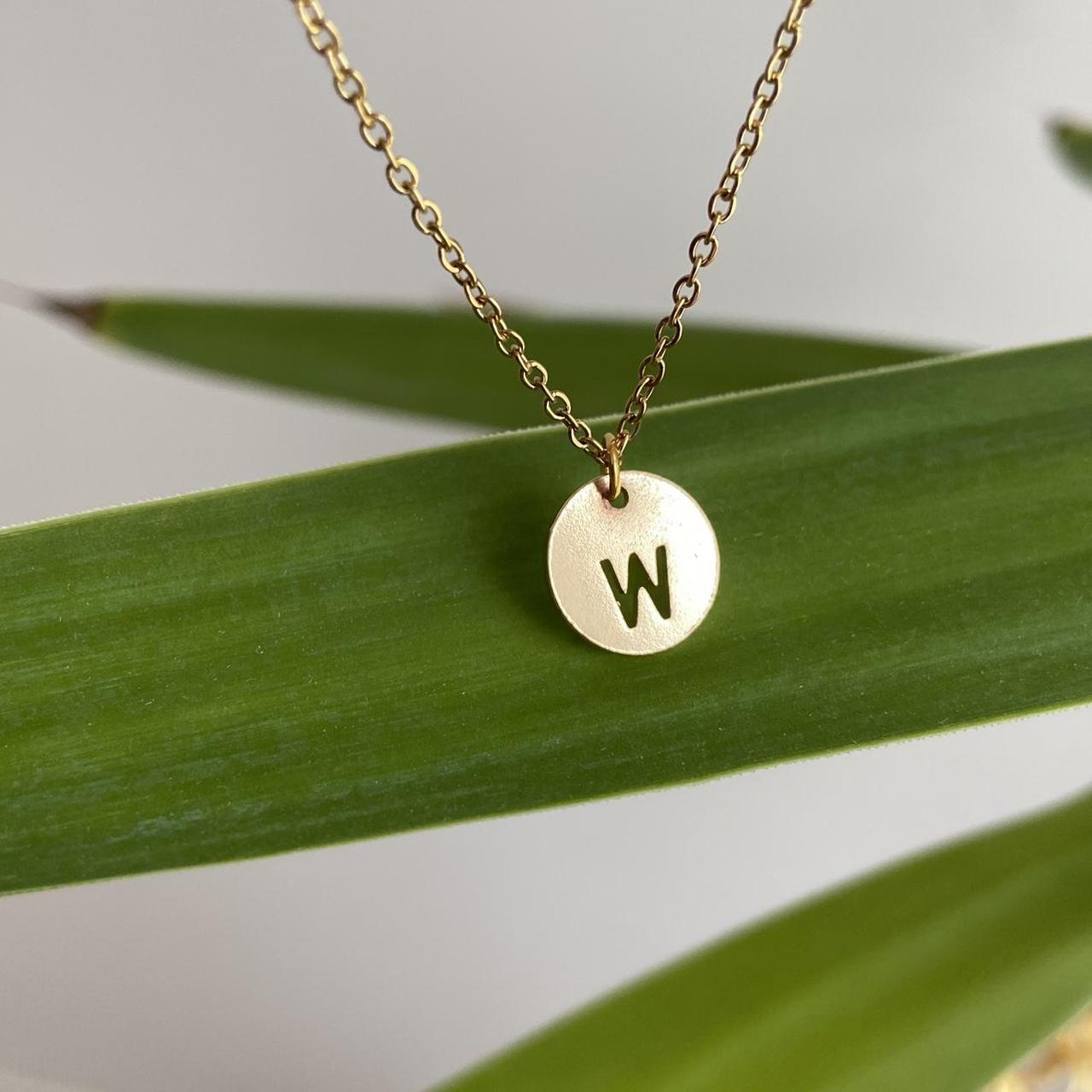 Circle Stamped Gold Letter W Initial Pendant Chain