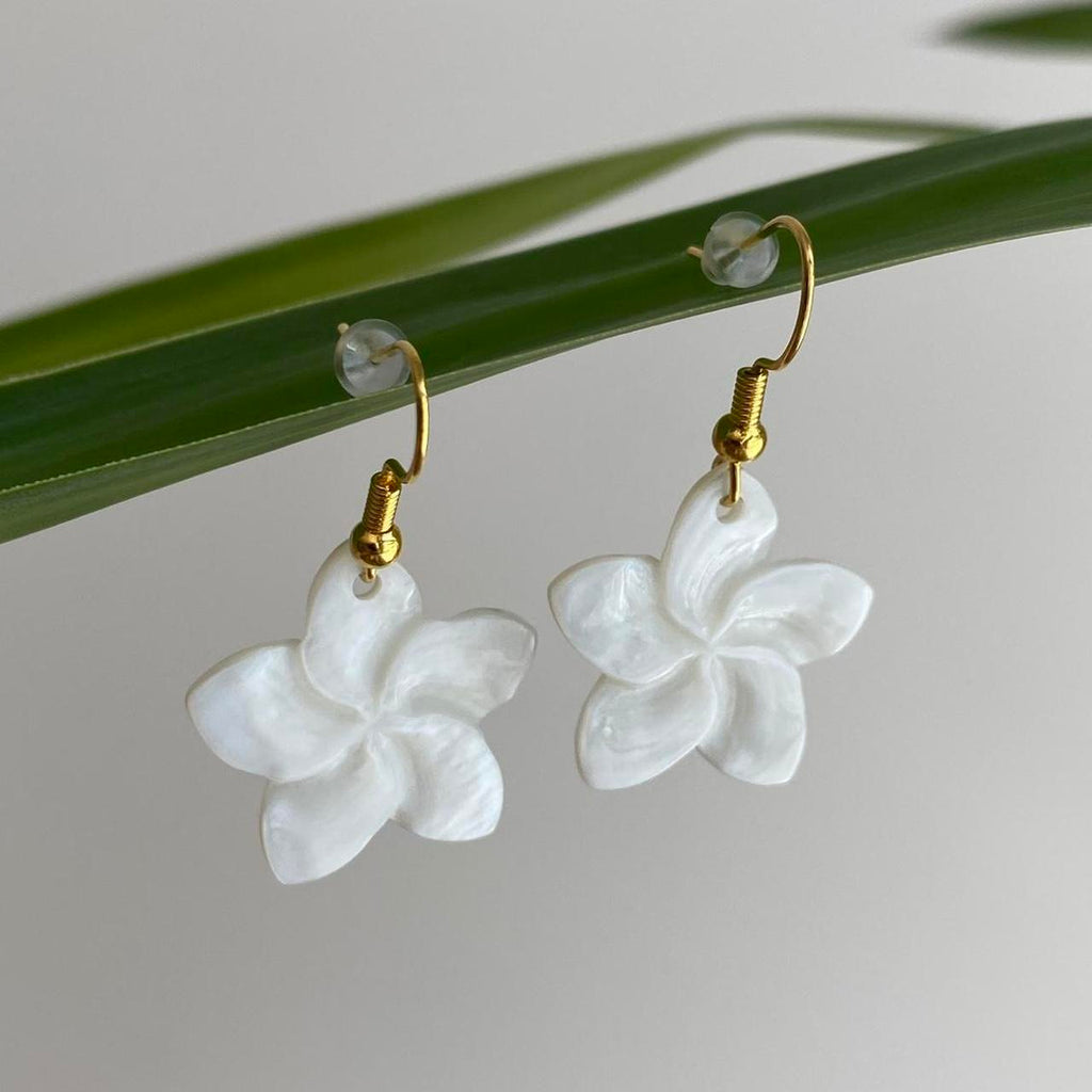 Genuine White Shell Flower Dangle Earrings With Gold - Image 4