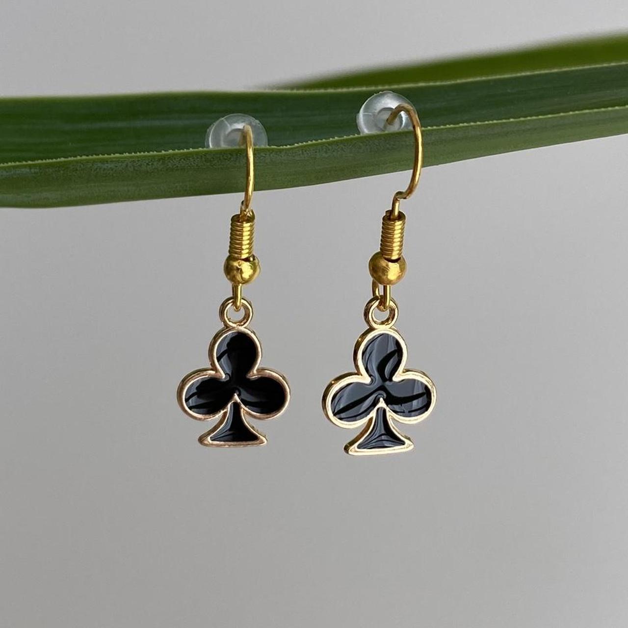 Black Clubs Symbol Dangle Earrings With Gold